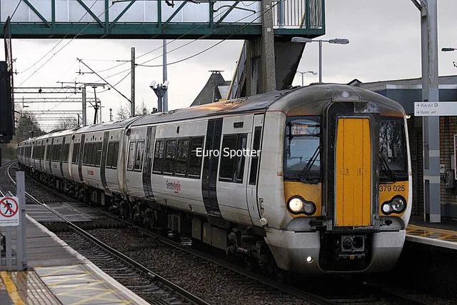 B233 35MM SLIDE Class 379 379024 @ Sawbridgeworth £3.54 - PicClick UK