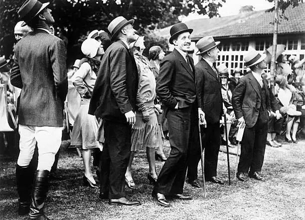 King Alfonso XIII of Spain at the British Empire garden party at t - Old Photo 1