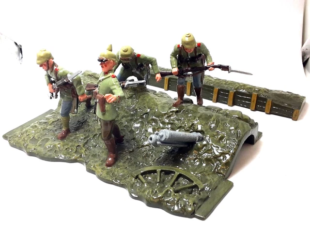 Lot De 11 Soldats Allemands Britains - Seconde Guerre Mondiale, Infanterie, Plastique Peint