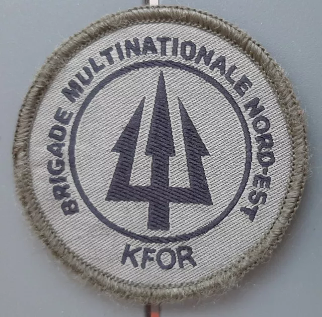 Insigne tissu patch KFOR NORD EST KOSOVO 1999 LEGION ETRANGERE ORIGINAL SCRATCH