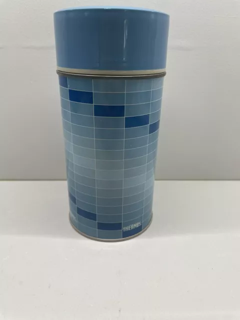 https://www.picclickimg.com/YpsAAOSwaI9ke5YF/King-Seeley-wide-mouth-blue-checkered-thermos-pint.webp