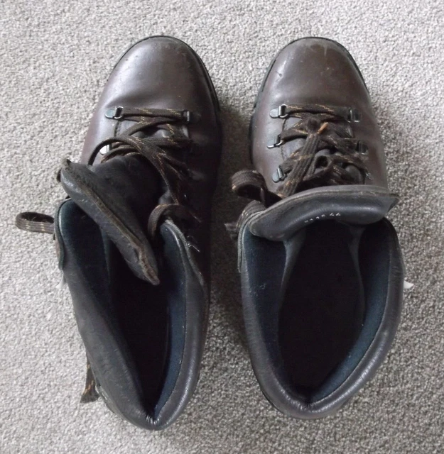 Demon best sale walking boots