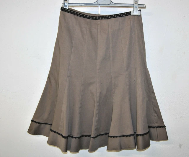 Jupe Courte Zara à Godets Avec Fausse Fourrure à La Taille - Taille 36, Comme Neuve