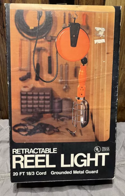 Craftsman 73915 20FT Work Light with Retractable Reel