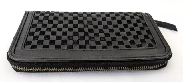 Clarks Wallet Womens Black Leather Purse Zip Around Checkered Chess Classic Coin