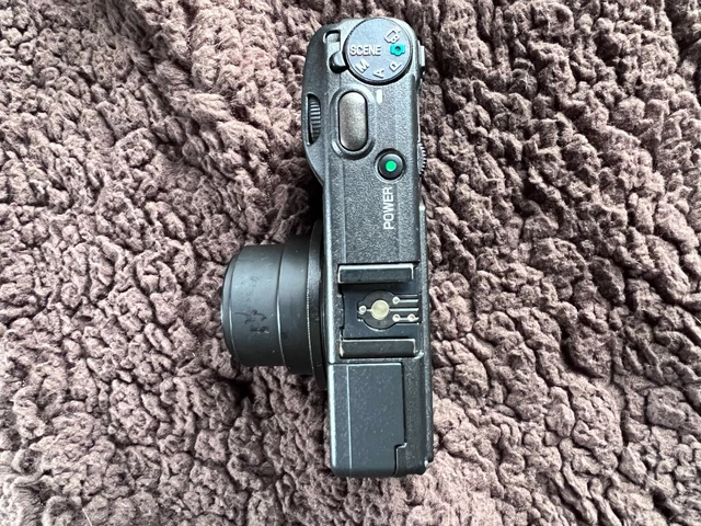 RICOH GR I 8.1MP Digital Camera 3
