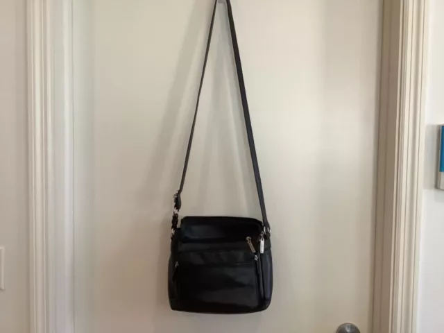 Giani Bernini Black Leather Crossbody Handbag Many Compartments