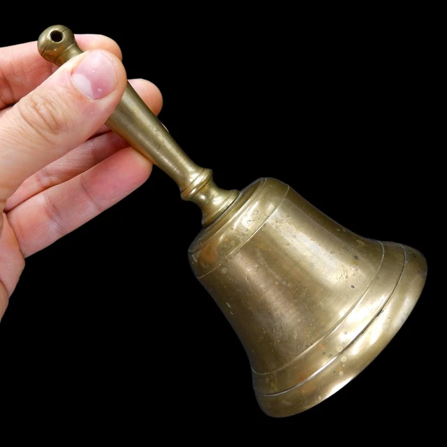 Campanello in ottone lucido con targa portanome