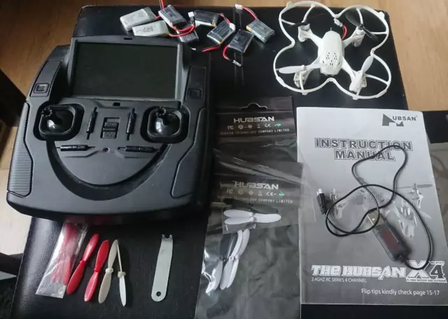 Hubsan FPV X4 H107D Mini Quadcopter with transmitter with screen, SD card+extras