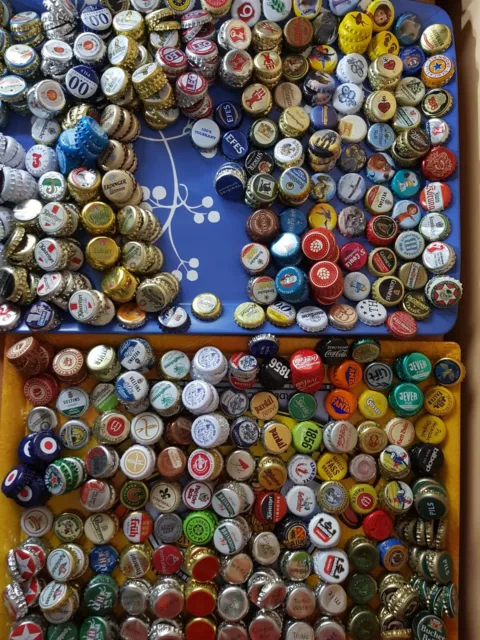 200 CHAPAS bebidas DIFERENTES MUNDIALES WORLD MIXED bottle caps KRONKORKEN TAPPI