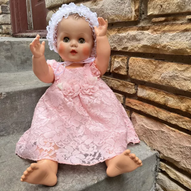 Unmarked Betsy Wetsy Vintage Doll 22 In. 024 Uneeda Carrie