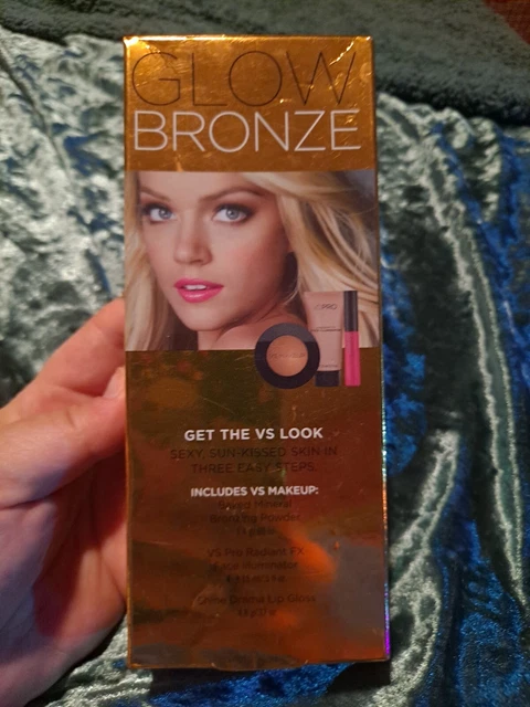 Glow Bronze Victoria's Secret Makeup Kit brand new