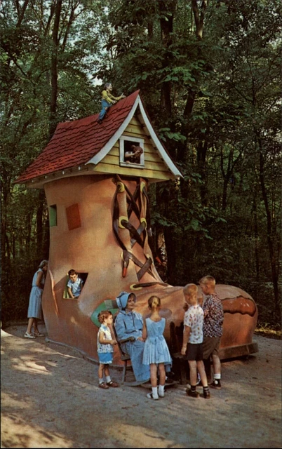 Ligonier Pennsylvania Old Lady in Shoe Story Book Forest 1950s fashion postcard