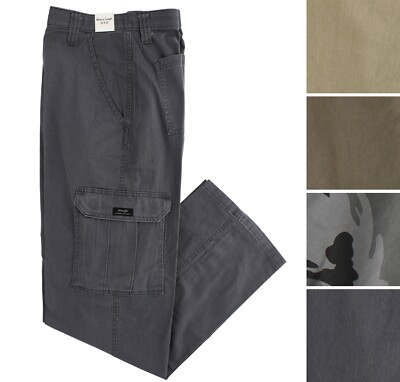 wrangler cargo pants with tech pocket