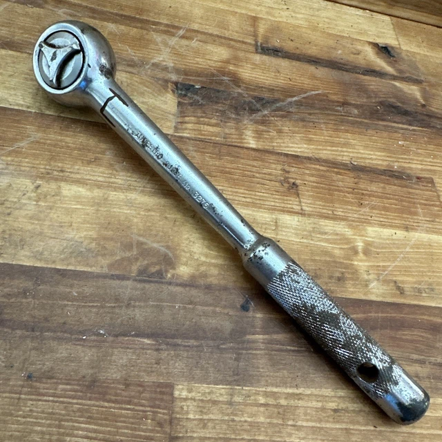 Vintage Indestro Super 1/2 in. Drive Ratchet No. 3275 Knurled Handle Made in USA