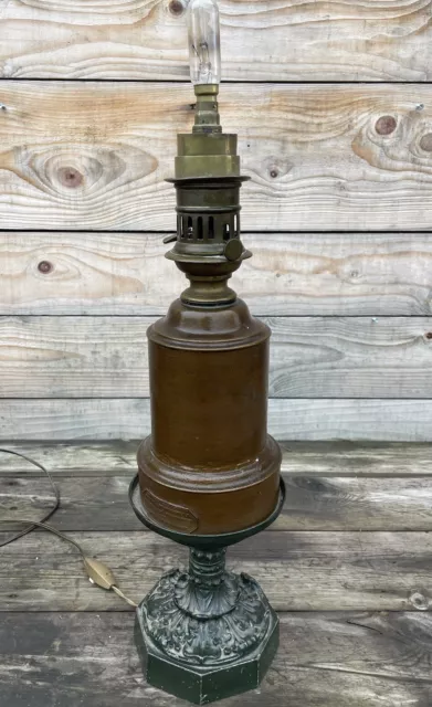 Lampe à Huile Pétrole à Modérateur Empire XIXeme Oil Lamp