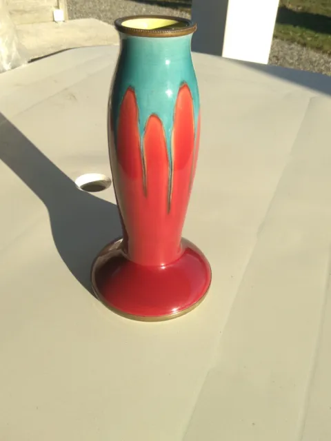 Ancien vase art nouveau grès Sarreguemines rouge bleu et jaune, laiton