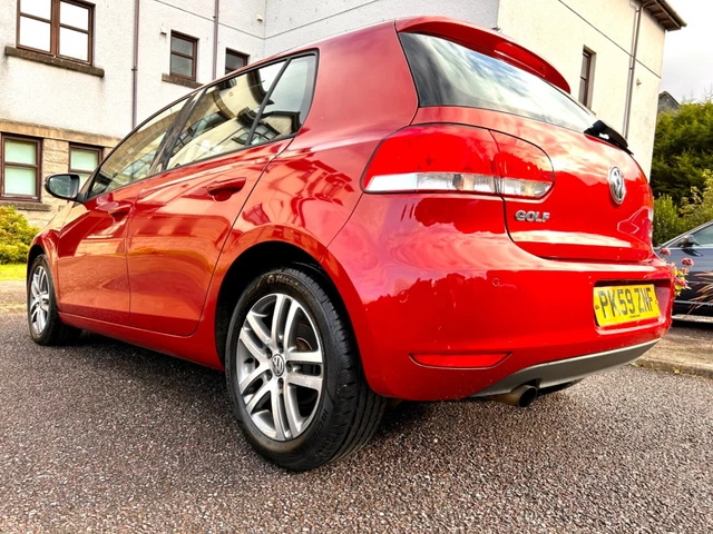 2009 Red Volkswagen Golf 1.6 TDi DSG Automatic Gearbox Fault.