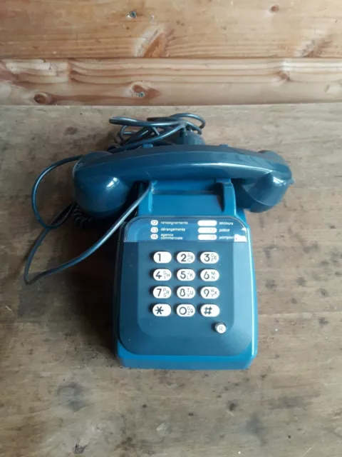 téléphone ancien bakélite bleu vintage