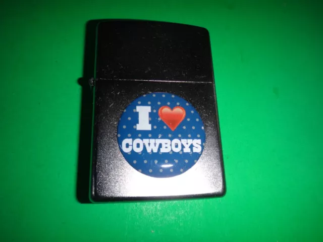 Year 2021 Zippo Lighter NFL Football Team I LOVE COWBOYS Emblem *Never Used*