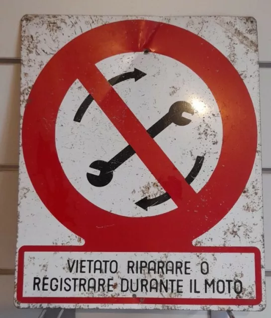 Cartel Vintage Chapa Taller Moto '70 Japon 80 Prohibido Reparación O Registro"