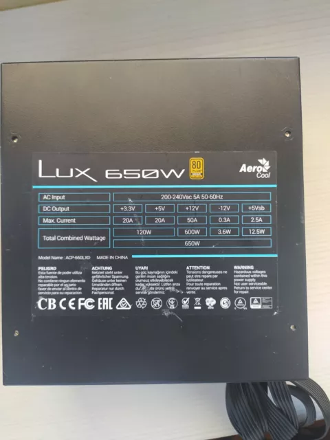 Fuente de alimentación AeroCool Lux 650W