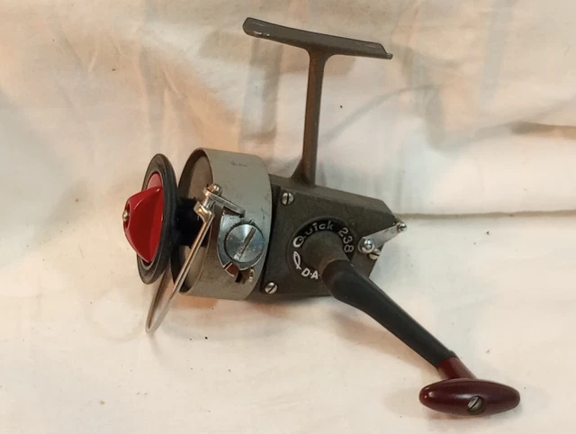Vintage Dam Quick Spinning Reel 238 Vintage Dam Quick Spinning Reel 238