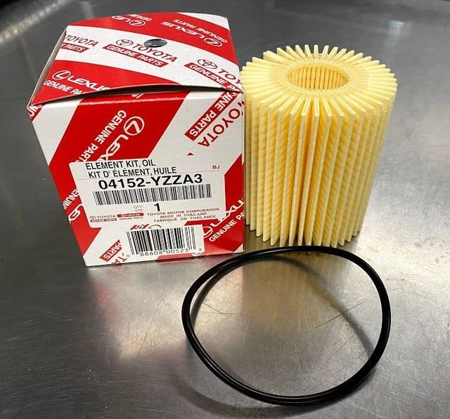 NEW OEM GENUINE Toyota / Lexus Cartridge Oil Filter Element 04152YZZA3