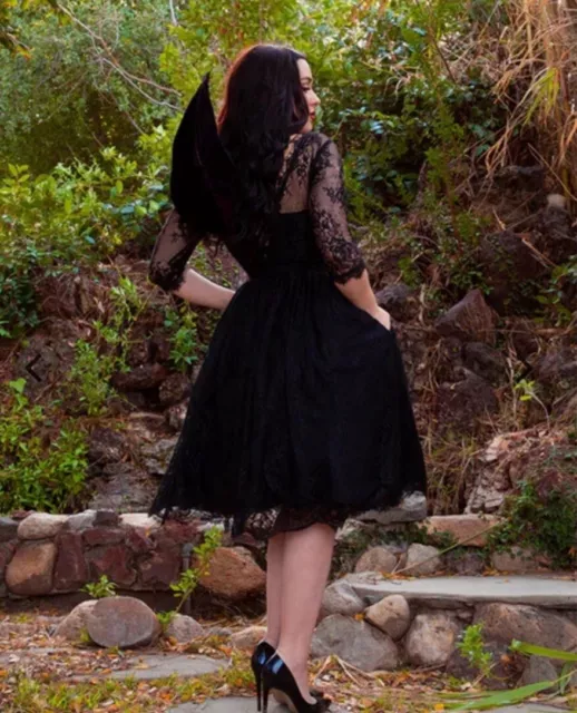 La Femme En Noir Goth ‘Mourning Dress’