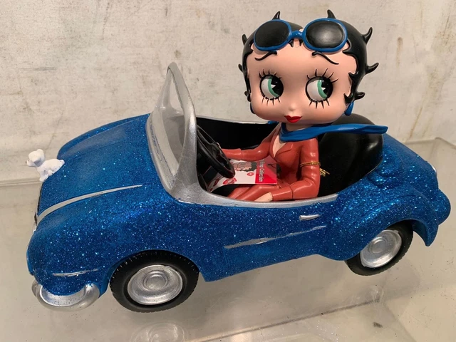 Betty Boop In Automobile