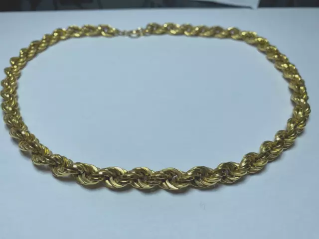9ct gold 28 grams Thick solid Rope Link necklace/chain 18"  superb condition