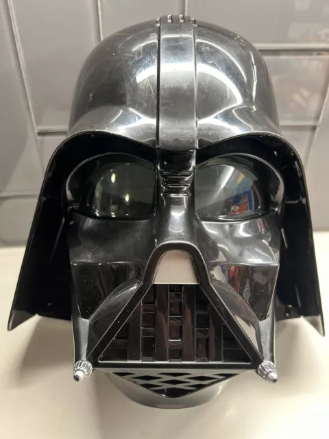 2013 Hasbro Star Wars DARTH VADER Talking Voice Helmet Mask