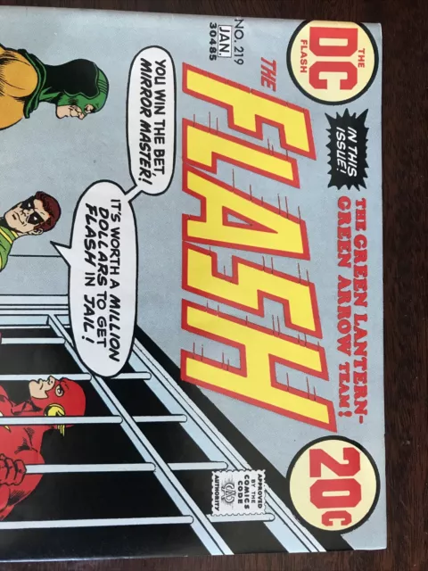 The Flash Vol. 1, #219 (Jan 1973, DC) Mirror Master, The Top, Green Lantern. VFN 2