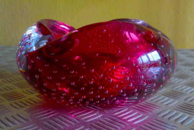 Schöner Aschenbecher Murano glas rot