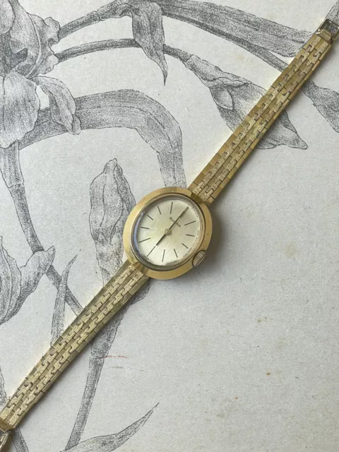 Bulova femme 2025