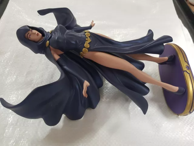 DC Collectibles Cover Girls Raven by Artgerm, #1906/ 5200, No Box, Fingers Crack 2