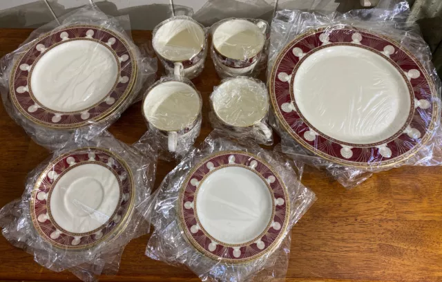 New In Box Vintage 20pc Set GORHAM HALENA FINE CHINA HAND BANDED 24K GOLD TRIM