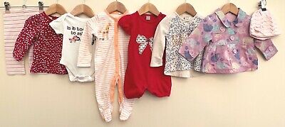 Pacchetto di abbigliamento per bambine età 3-6 mesi M&S Next Tu <DD1756