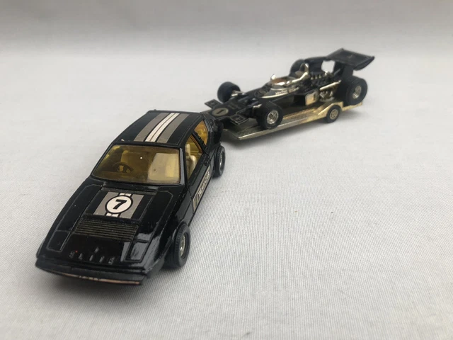 Corgi GS32 JPS Lotus Elite & F1 Racing Team Car & Trailer Set Good Condition Corgi GS32 JPS Lotus Elite & F1 Racing Team Car & Trailer Set Good Condition