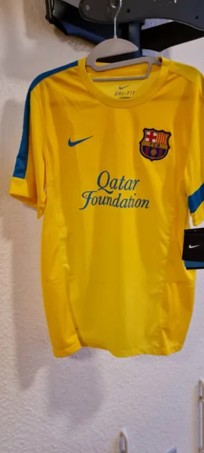FC Barcelona Trainingstrikot / Größe M / Neu Mit Etikett / Nike