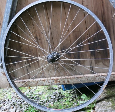 NEW OLD STOCK Bontrager disco 26in Rhythm Comp Ruota Anteriore TLR DT Raggi SIGILLATO estrattori mozzo 