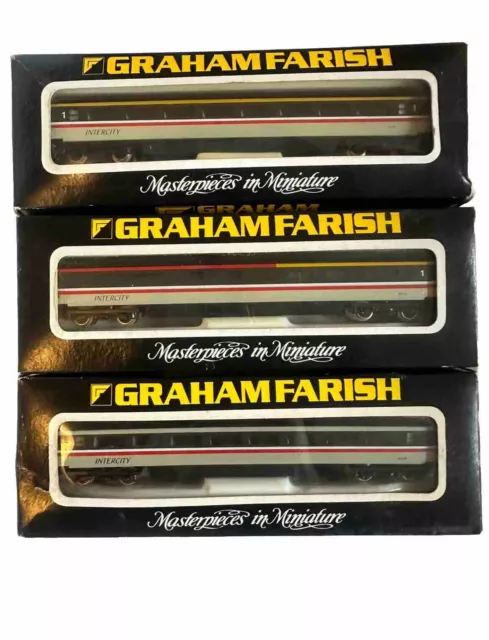 Graham Farish n gauge No. 0726 0727 0747  BR 75ft Mk III & BR Intercity