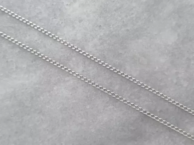 Lovely Solid 9ct White Gold Flat Link Curb Chain Necklace For Pendant 19" - 1.2g