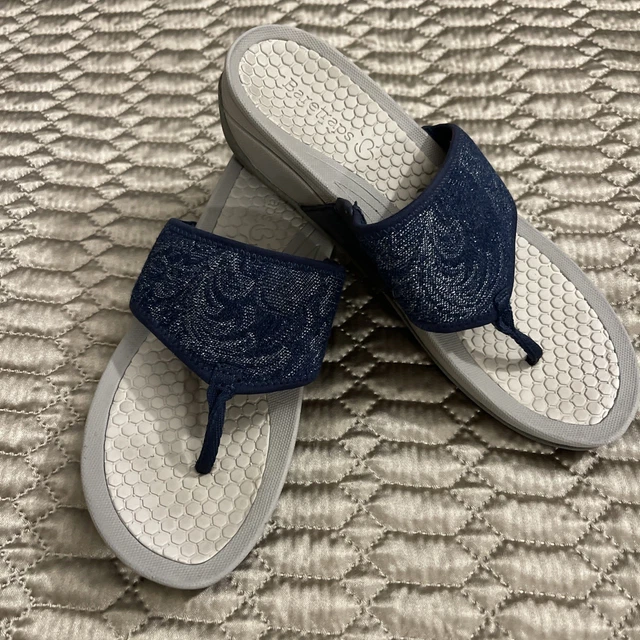 Supreme × Nike SB Dunk Low \"Black\" 24cm Sandals, Women's Shoes, Women, Clothing, Shoes & Accessories