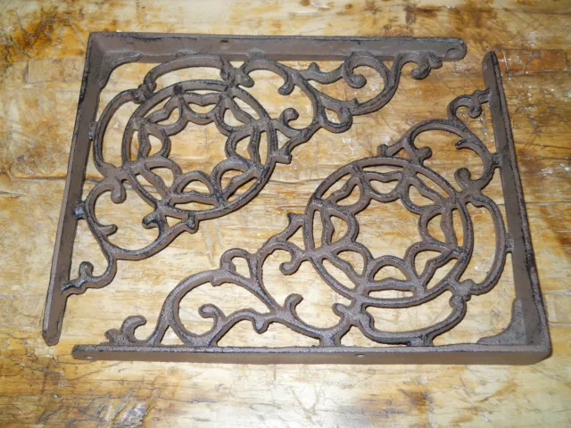 2 Cast Iron Antique Style LARGE WEB Brackets, Garden Braces Shelf Bracket