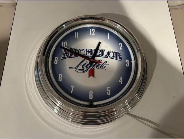 Michelob Light Ultra Beer Sign - Neon Clock