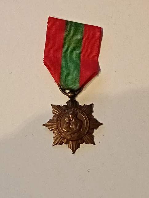 Médaille Ancienne “Pratique Des Exercices Virils” Avec Boîte, En Bronze, 59-37