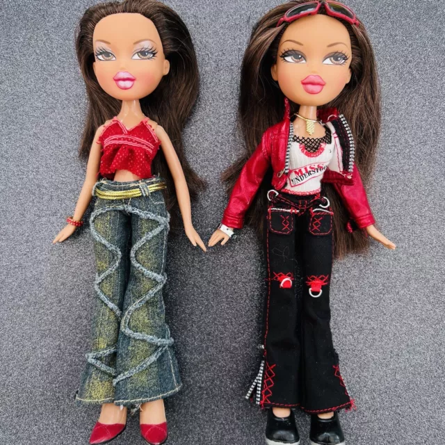 Bratz Twiinz Tess & Nona Dolls Bundle With Clothes, Shoes & Accessories. Twins