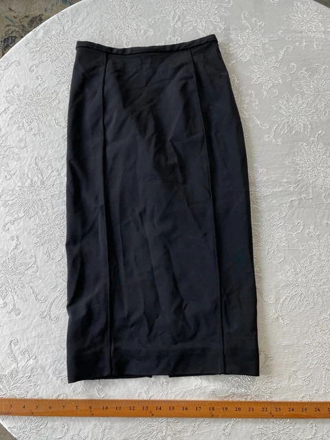 Diane vonFurstenberg black skirt size 6