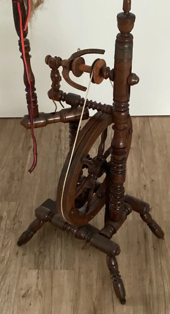 Spinnrad Holz